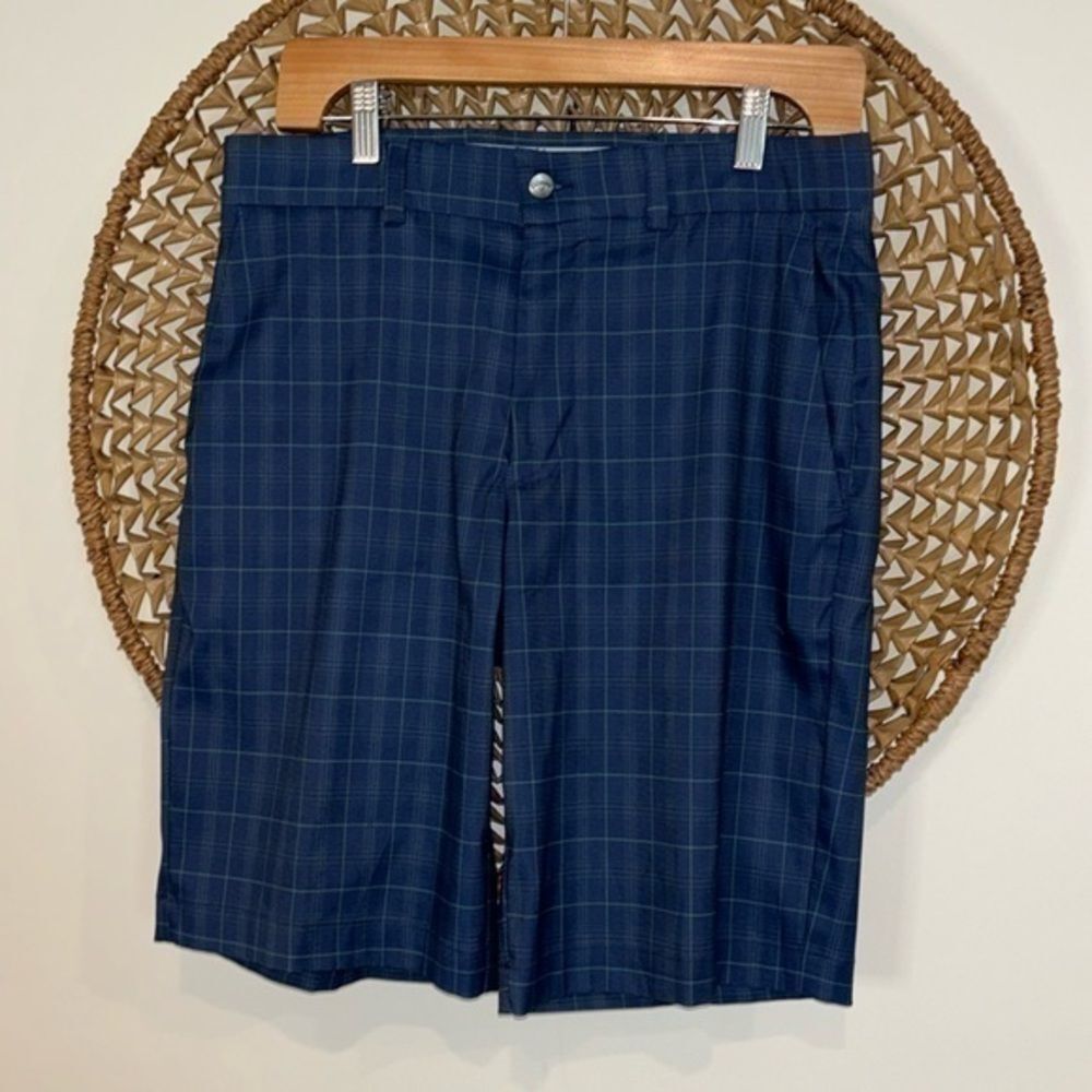 Callaway mens navy blue and green golf shorts size 30